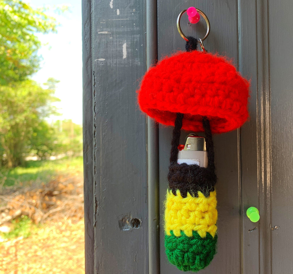 Handmade Rasta Mushroom Lighter Leash Keychain